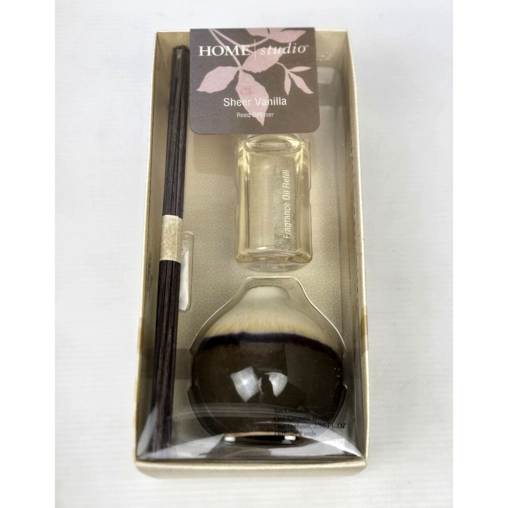 HOME studio Sheer Vanilla Reed Diffuser Set Diffuser Fragrance Reeds NEW in Box - Picture 5 of 10